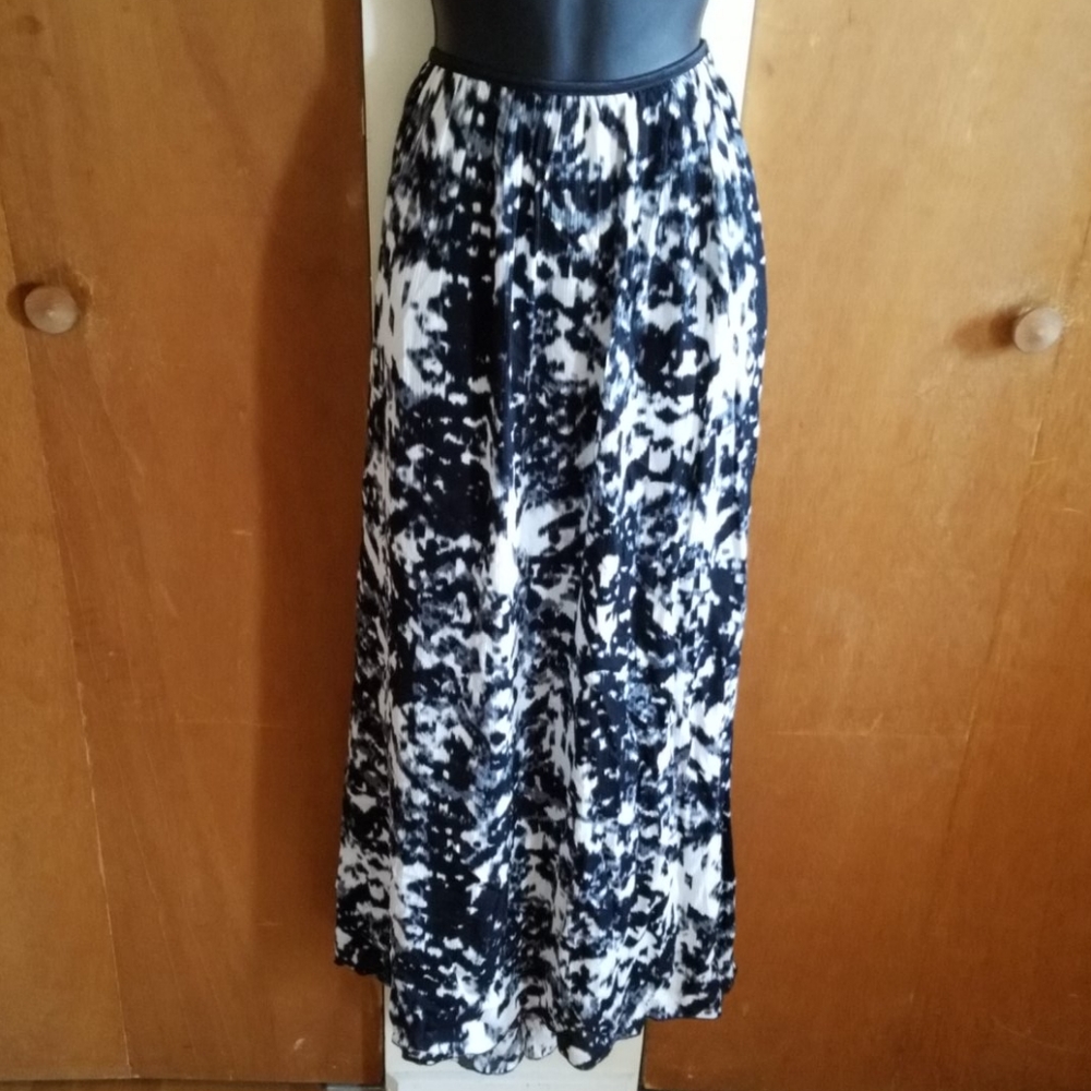 Matty M maxi skirt